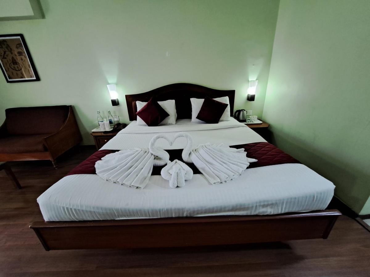 Hotel Preethi Classic Towers Ooty Kültér fotó