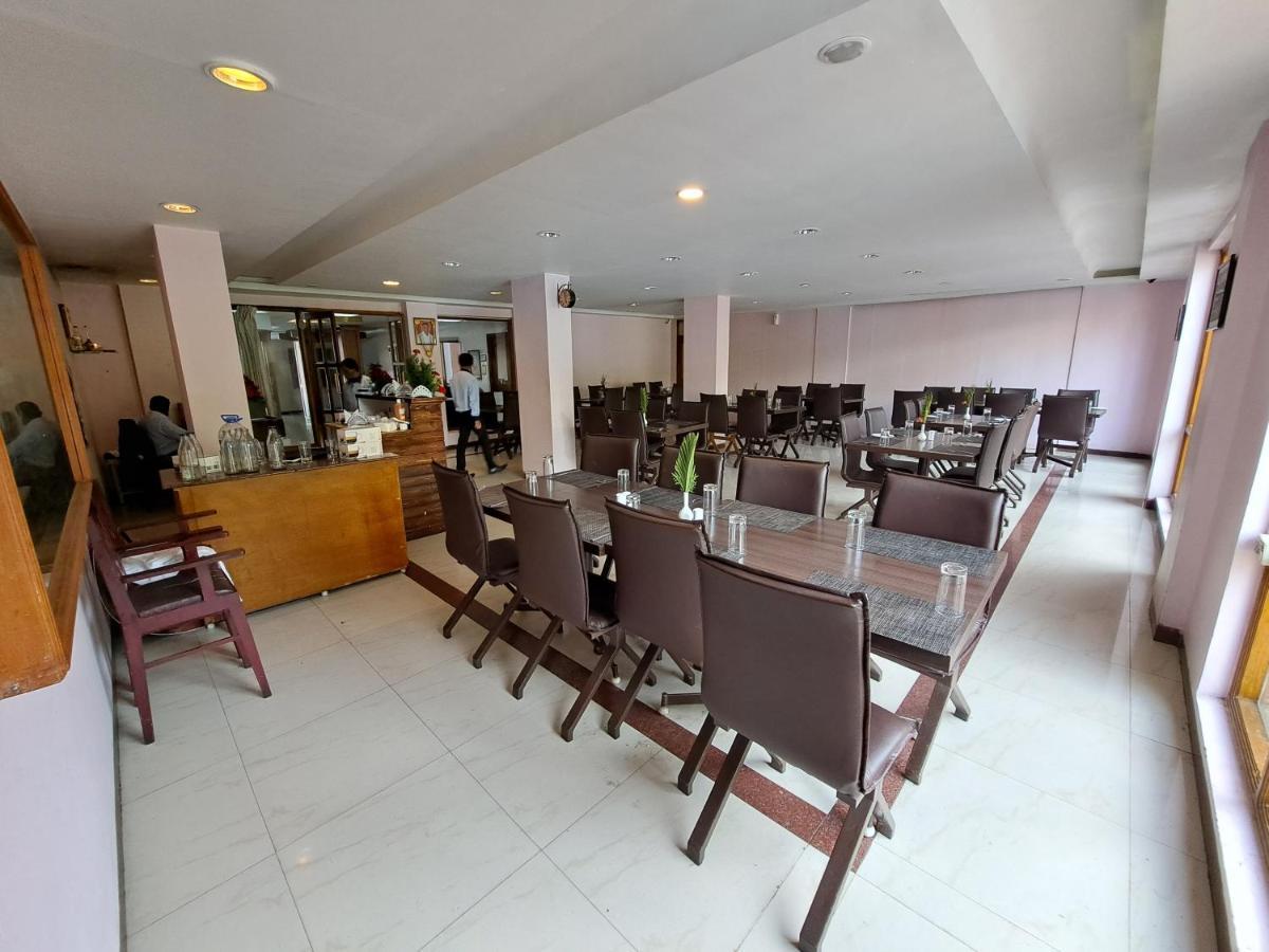 Hotel Preethi Classic Towers Ooty Kültér fotó