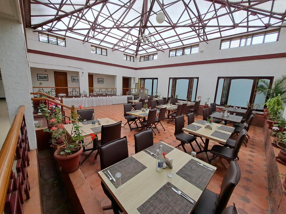 Hotel Preethi Classic Towers Ooty Kültér fotó