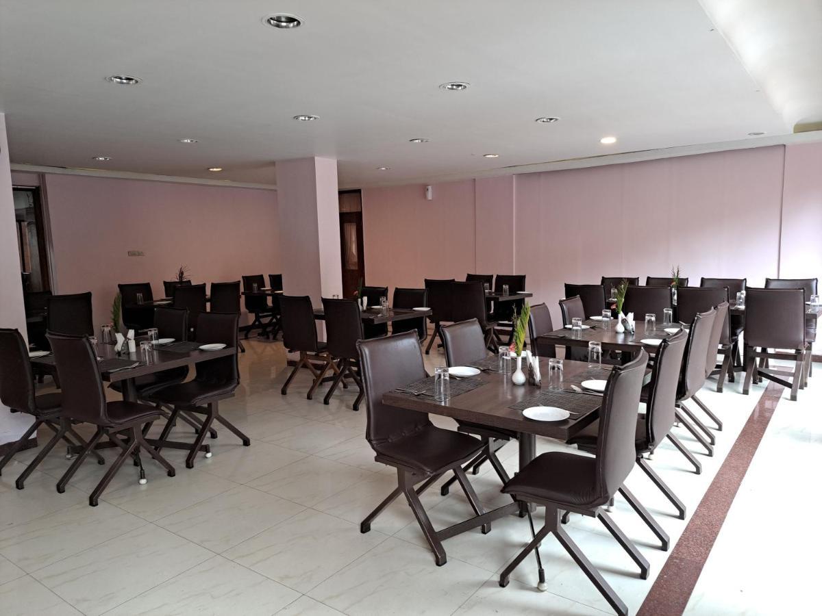 Hotel Preethi Classic Towers Ooty Kültér fotó