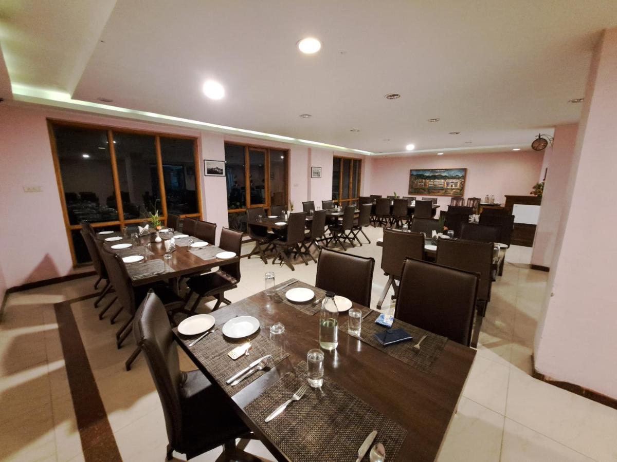 Hotel Preethi Classic Towers Ooty Kültér fotó