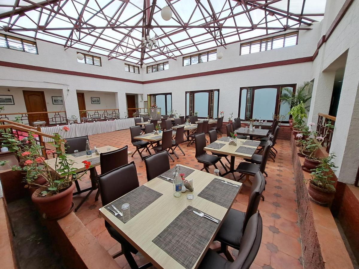 Hotel Preethi Classic Towers Ooty Kültér fotó
